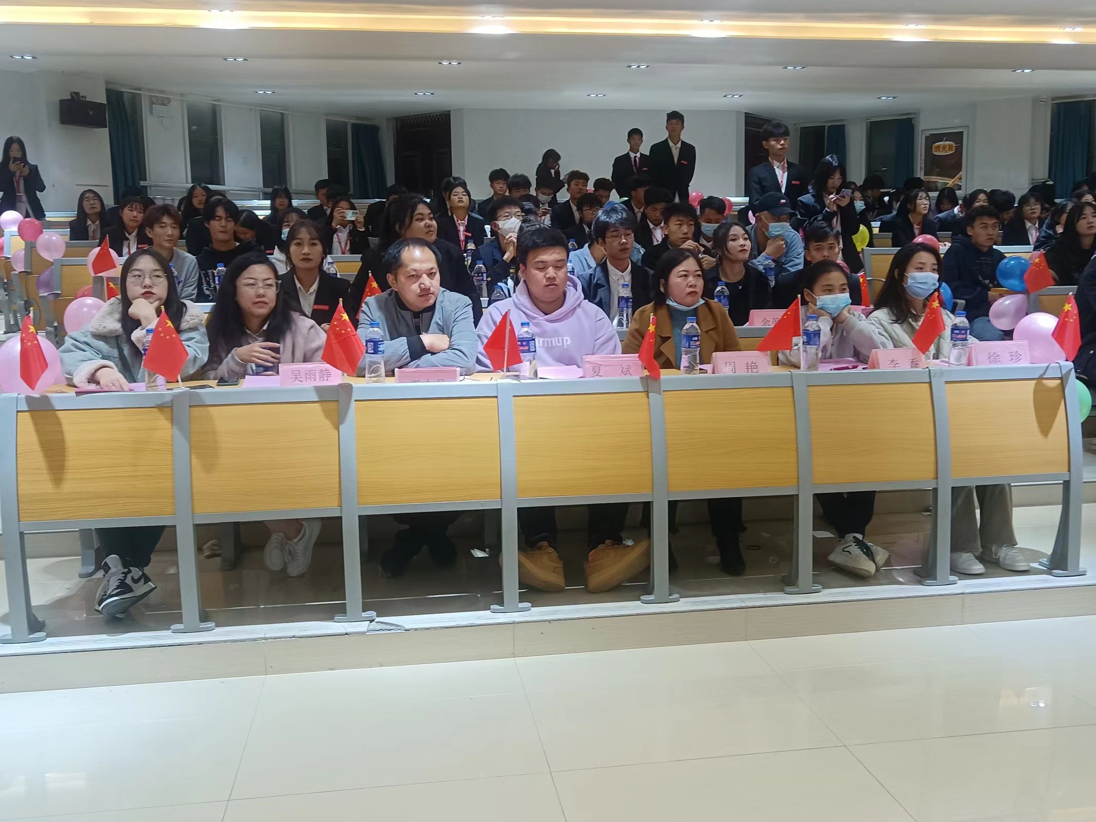 正在上傳... 正在上傳...