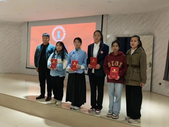 正在上傳... 正在上傳...