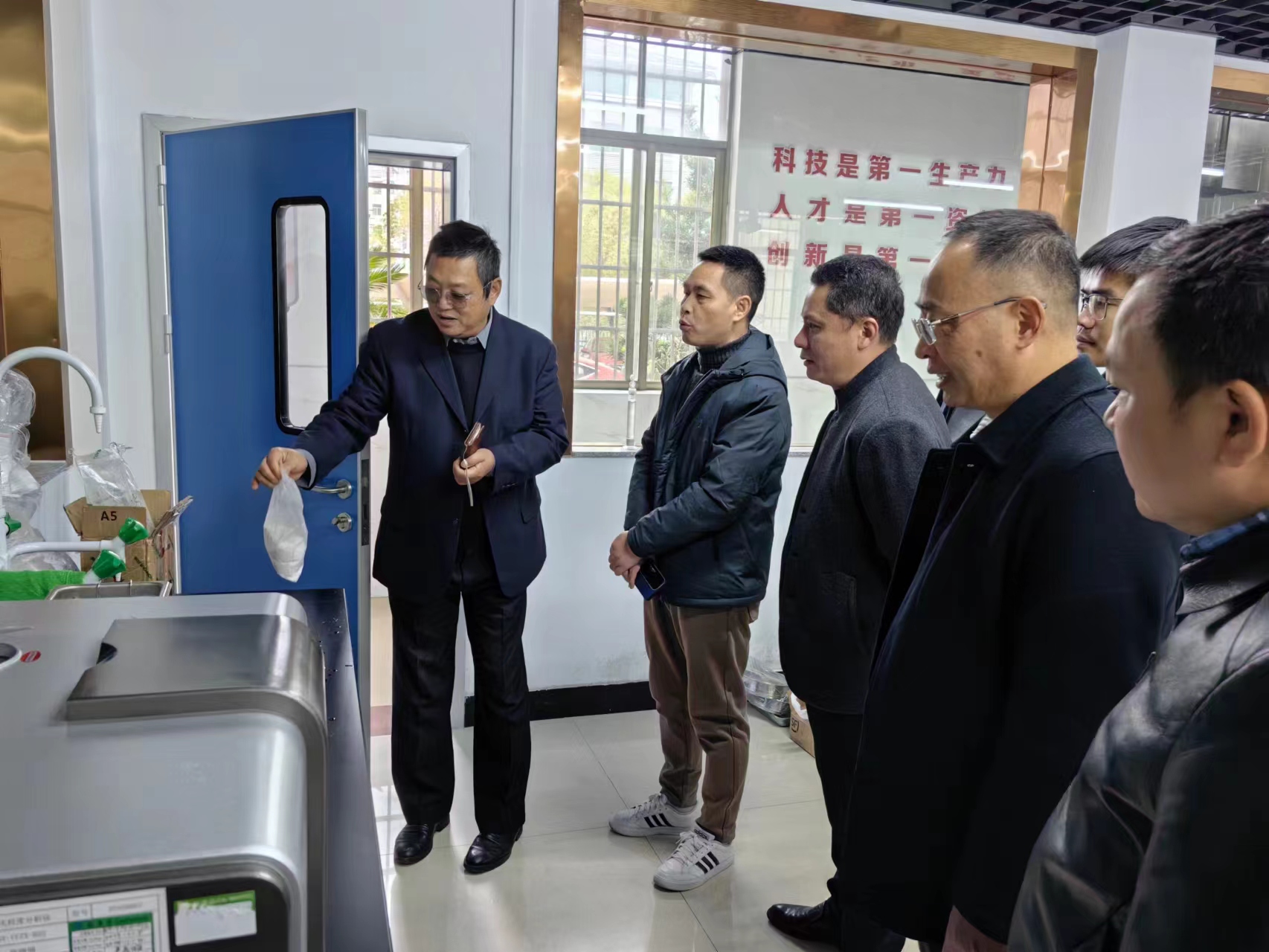 正在上傳... 正在上傳...