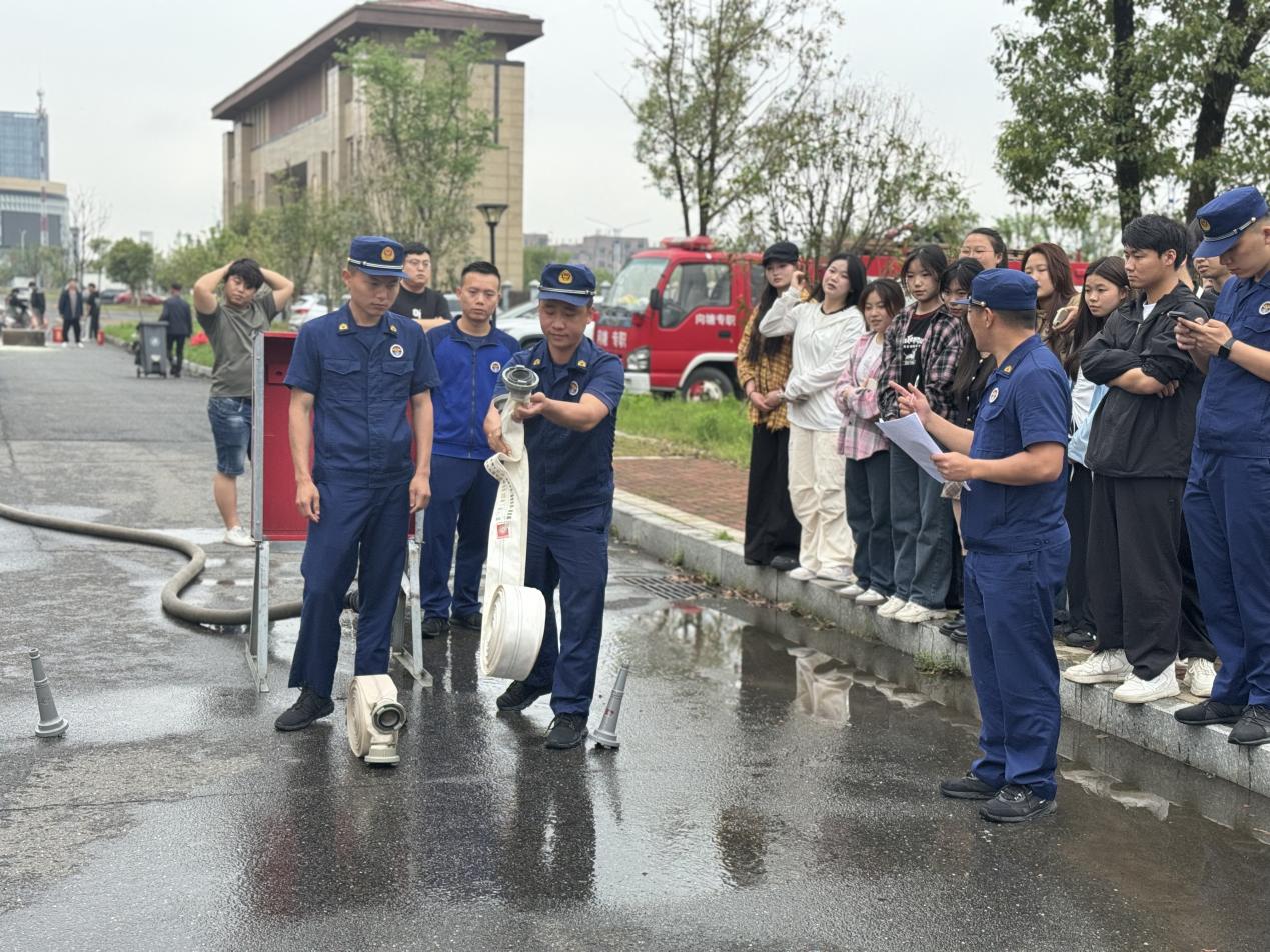 正在上傳... 正在上傳...